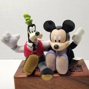Disney House Of Mouse Mickey Mouse  & Goofy  McDonalds Happy Meal Toys/Plush - Picture 1 of 9