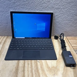 Microsoft Surface Pro 4 1724 Core i5-6300u 2.40GHz 8GB 256GB SSD WIN10 Keyboard - Picture 1 of 8