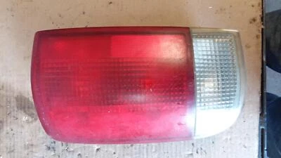 Conjunto de luz trasera izquierda usada se adapta a: Oldsmobile Bravada 2000 grado B izquierdo Foto 1 de 4