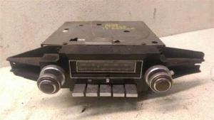 Radio Core AM/FM con perillas para Cadillac Deville 1977 - Imagen 1 de 12