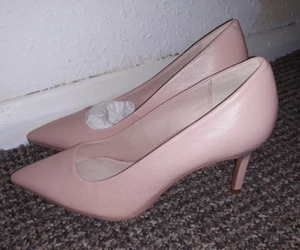 New- Next pair nude genuine leather court shoes size 5 -RRP-£38.00 on label - Picture 1 of 7