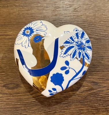 Anthropologie Lauren McIntosh Trinket Box Heart Decor Bird Gold Chinoiserie  - Image 1 of 4