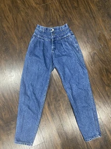 VTG 80s Lee Jeans Womens 9 High Waisted Blue Pleated Tapered Leg Retro 34783 - Picture 1 of 8