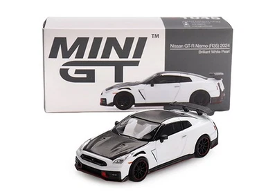 Mini-GT 1:64 NISSAN GTR (35) NISMO BRILLIANT WHITE PEARL 2024 - MGT01045-L - Immagine 1 di 4