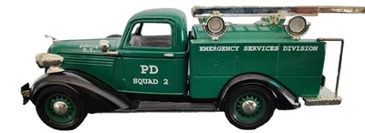 Dodge NY 1936 Policía Escuadrón de Emergencia Camión 1:24 Liberty Classics Diecast LE Foto 1 de 4