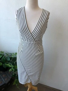 Maxim Black & White Stripe V Neck Sleeveless Pencil Dress Size Small New W Tags - Picture 1 of 13