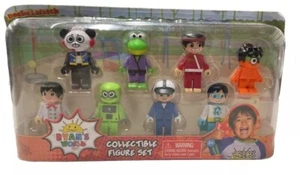 Ryan's World Sammelfiguren Set 8 Stück mit Ryan Ninja Combo Panda und mehr - Bild 1 von 2