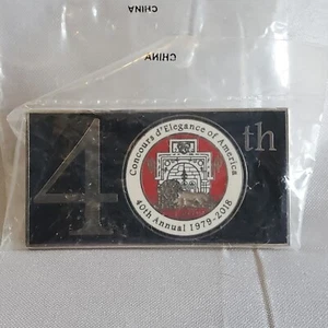 2018 40th Annual Concours d'elegance of America Souvenir Pin - Picture 1 of 3