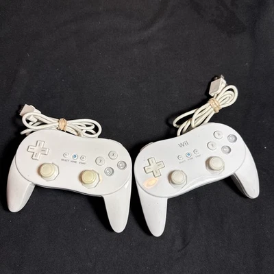Official Nintendo Wii Pro Controller Classic White Tested Working X2 - Image 1 of 3
