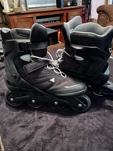 Rollerblade Zetrablade 80mm Fitness Inline Skate MENS Size 10.0 New - Picture 1 of 8