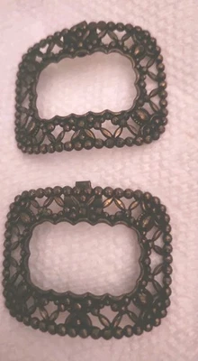 Antique 1920s Brass Filigree Shoe Clips – Art Deco Unmarked Pair Vintage Flapper - Image 1 of 4