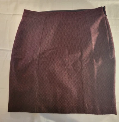 Falda recta de lana Banana Republic talla 12 borgoña hasta la rodilla forrada con cremallera lateral Foto 1 de 4