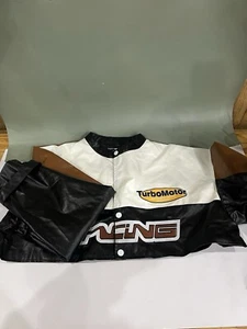 Fashion Nova, Thrill Ride Crop Top Giacca da Corsa, 2XL - Foto 1 di 7