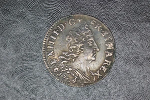 France: 1704-BB 5 Sols (1/16 ECU)- Choice EF. Lovely piece of early history! - Picture 1 of 4