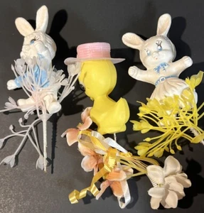 Vtg Lot 3 Easter Cake Toppers Plastic Chick Bunny Couple Flowers Hong Kong 4” - Picture 1 of 13