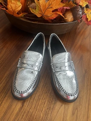 ¡Nuevo! Mocasines/Pisos Free People Mujer Talla 6.5 PLATEADOS Penny Cómodos+Informales Foto 1 de 4