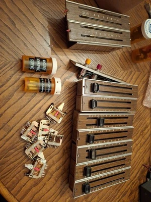 Lote de módulos mezcladores McCurdy vintage piezas perillas biseles paneles Foto 1 de 4