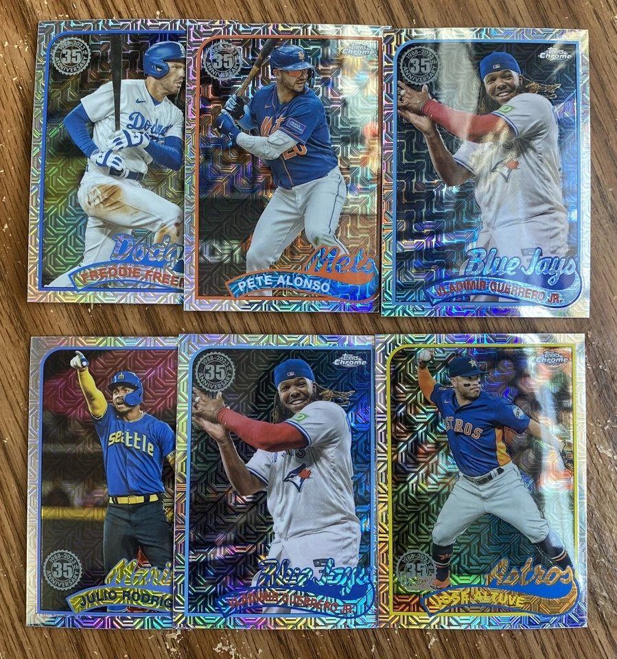 2024 Topps Series 1 VLADIMIR GUERRERO JR 35th Silver Pack Refractor Blue Jays - Image 1 of 1