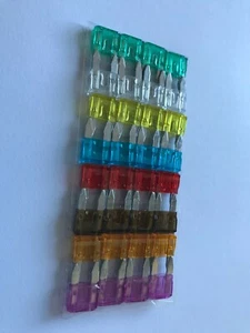 Diverse Sets aus KFZ-Sicherungen mini (11mm) oder Standard (19mm); je 8 Größen - Bild 1 von 2