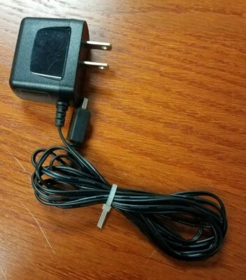 Motorola I.T.E. Cell Phone Charger/Power Supply Model Number E199967 - Image 1 of 3