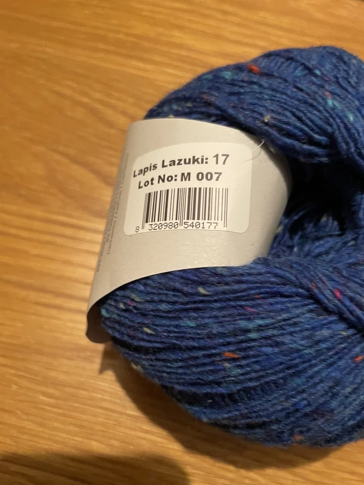 1 ball x 100g Debbie Bliss Fine Donegal Tweed in Sh 017 Lapis Lazuki Bright Blue - Image 1 of 4