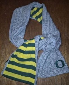 Zoozatz University of Oregon Ducks Warm Winter Chunky Knit Scarf Reversible EUC - Picture 1 of 3
