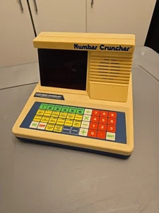 Number Cruncher Vintage Retro Mathematik pädagogisches Spielzeug V Tech Technologie nicht GETESTET - Bild 1 von 6
