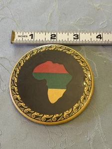 Vintage 90’s Rasta Africa - Pinback 3.5" Round - Picture 1 of 3