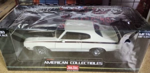 SUNSTAR 1/18 1970 APOLLO WHITE BUICK GSX 5701 LIMITED EDITION - Picture 1 of 4