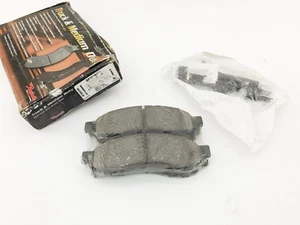 New Raybestos SP1015TRH Front Cermaic Disc Pad Set - Picture 1 of 4