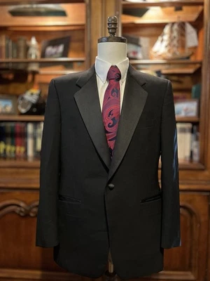 VNTG Burberry London Tuxedo Suit Mens 40R 33x33 Black Jacket Lapel Satin 2 Piece - Image 1 of 4