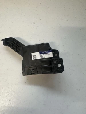 2016-2018 TOYOTA RAV4 A/C AMPLIFIER TEMPERATURE CONTROL MODULE - Image 1 of 4