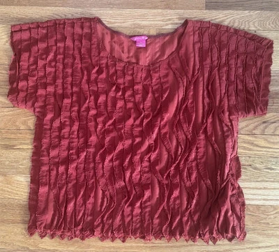 Sunny Leigh Women's Blouse Red Short Sleeve Sideway Ruffles SZ XL. - Imagem 1 de 4