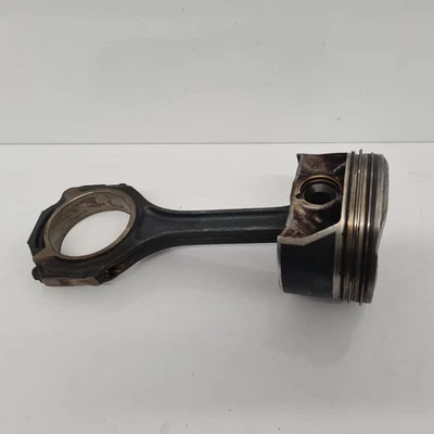 MERCEDES-BENZ GLC-CLASS W253 2018 3.0 AMG PISTON & CONROD ASSEMBLY A2760300700 - Image 1 of 4