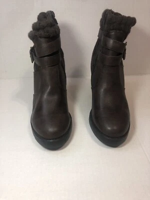 Botas marrones, talla 9 Foto 1 de 4