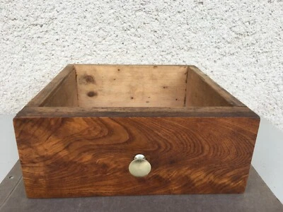 Ancien petit tiroir de chevet / A détourner / Rangement / Aménagement / Déco - Photo 1/4