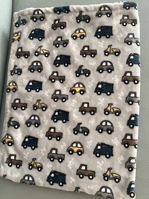 Manta Adirondack My Cozy Baby Coches Camiones Vehículos Estampado Gris Suave Peluche Nuevo sin Etiquetas Foto 1 de 4