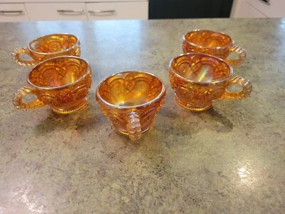 Antiguo juego de vidrio perforador de vidrio de carnaval moda imperial caléndula de la década de 1910 Foto 1 de 4