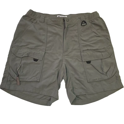 Columbia GRT Polyester Blend Cargo Shorts Men Medium 8"  Green Omni Dry - Image 1 of 4