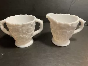 Westmoreland Bramble Maple Leaf White Milk Glass Cream Sugar Set Vintage - Picture 1 of 9