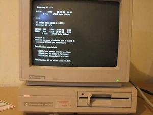COMMODORE PC 1, TASTIERA KEYBOARD, MONITOR, ORIGINALE COMMODORE - Imagen 1 de 20