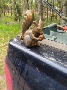 vintage cast squirrel lawn sprinkler has hole in it missing bottom foot - Picture 1 of 4