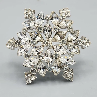 Broche Copo de Nieve Crown Trifari Transparente Marquesa Estrás Pulido Tono Plata Foto 1 de 4