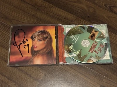 Taylor Swift CD The Life of A Showgirl Signierte Edition Original Autogramm Neu - Bild 1 von 2