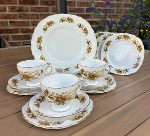 Vintage Bone China 3 Tea Cup Saucer Set Side Plates Made in England Royal Vale - Picture 1 of 14