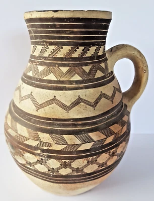 Ancienne céramique en terre cuite peinte, Afrique du Nord. - Photo 1/4