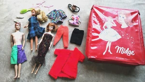 LOTE Antiguo MUÑECAS BARBIE Midge Ken Ropa Estuche Perchas Zapatos Hawthorne De Colección KE - Imagen 1 de 11