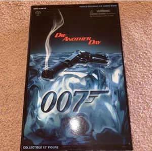 Sideshow Toy Die Another Day Pierce Brosnan as James Bond 007 - Picture 1 of 4