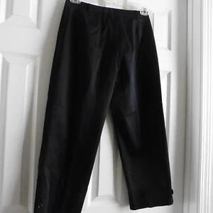 NWOT Malo Women's High End Black Capri Pants, Size 44/8, Cotton Blend, Italy - Picture 1 of 7