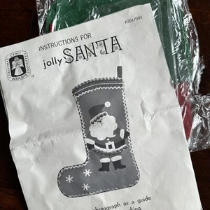 Vintage Wrights Christmas Craft Creations Felt Jolly Santa Sewing Kit K201 - Picture 1 of 7